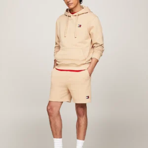 TOMMY HILFIGER - Felpa con cappuccio e distintivo Tommy - Sabbia