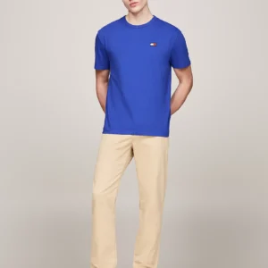 TOMMY HILFIGER - T-shirt con distintivo Tommy sul petto - Blu