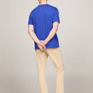 TOMMY HILFIGER - T-shirt con distintivo Tommy sul petto - Blu