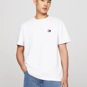 TOMMY HILFIGER - T-shirt con distintivo Tommy sul petto - Bianco