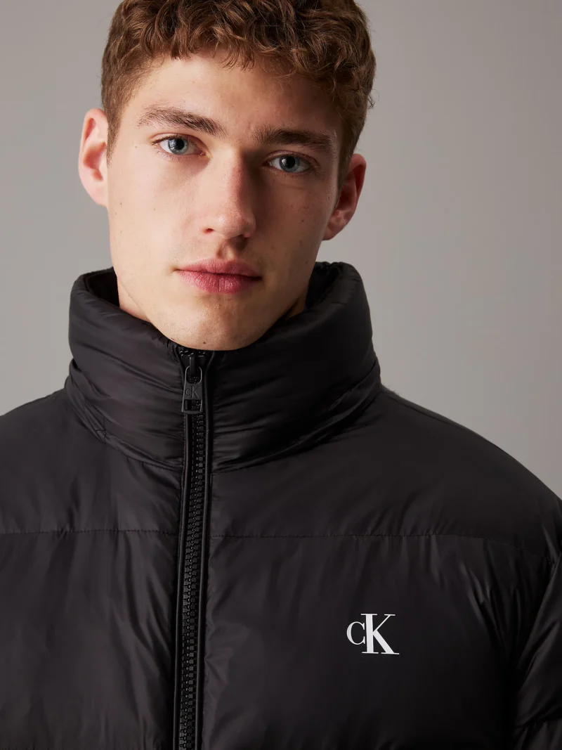 CALVIN KLEIN - Piumino lungo imbottito con cappuccio - Nero