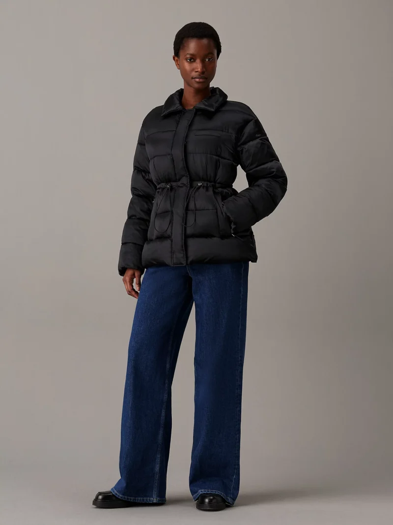 CALVIN KLEIN - Giaccone imbottito in raso con cordoncino