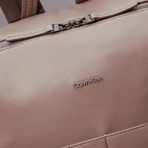 CALVIN KLEIN - Zaino quadrato
