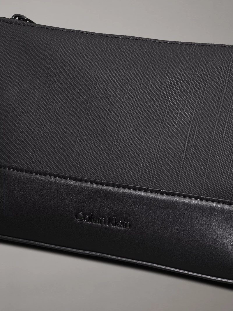 CALVIN KLEIN - Pochette compatta