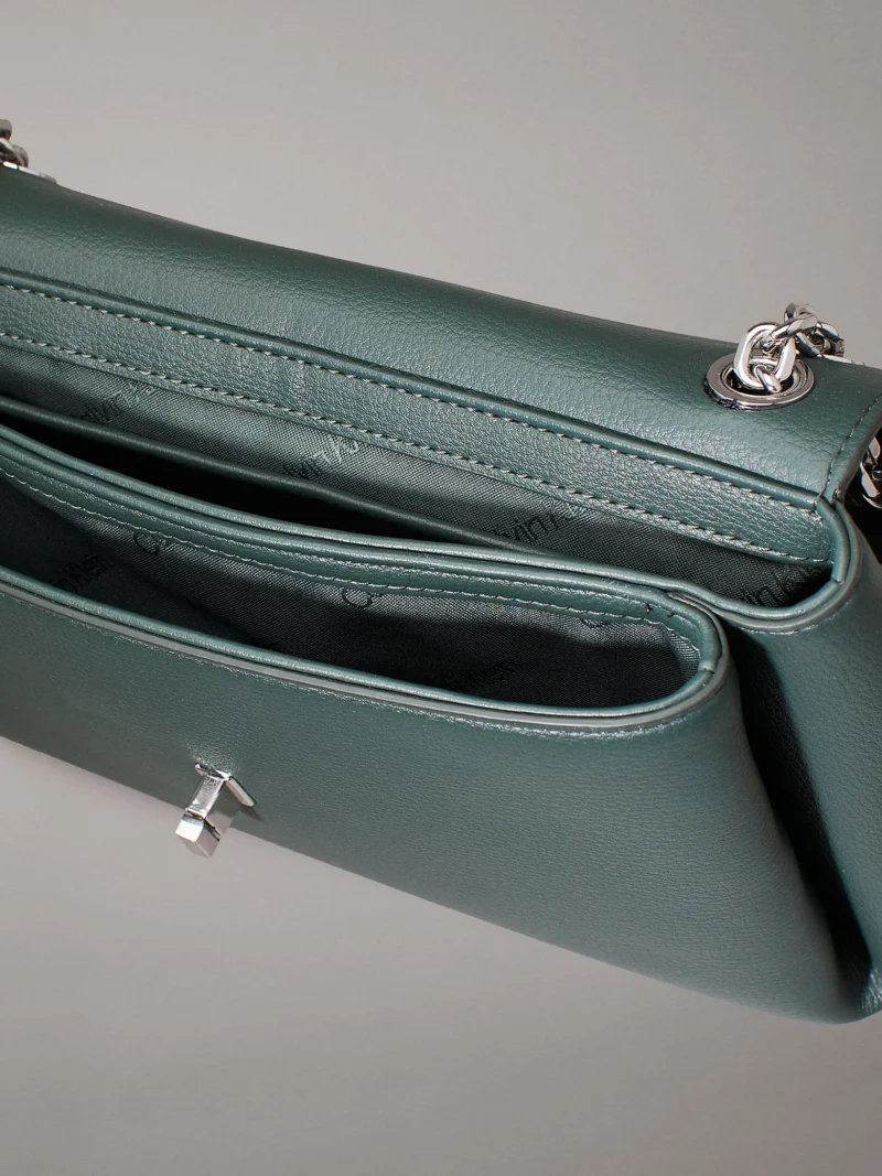 CALVIN KLEIN - Borsa da spalla con logo trasformabile