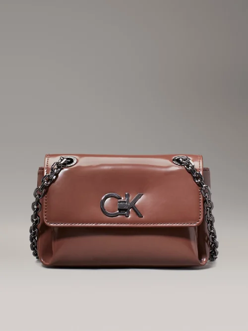 CALVIN KLEIN - Borsa da spalla trasformabile lucida piccola
