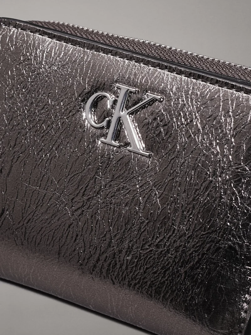 K60K612745_ADA_alternate2 CALVIN KLEIN - Portafoglio con zip integrale metallico