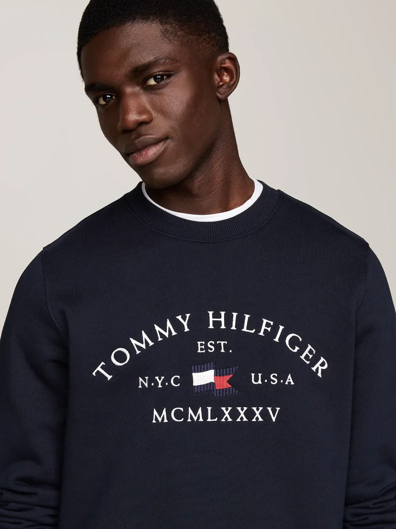 TOMMY HILFIGER - Felpa con logo stile nautico ricamato - Blu