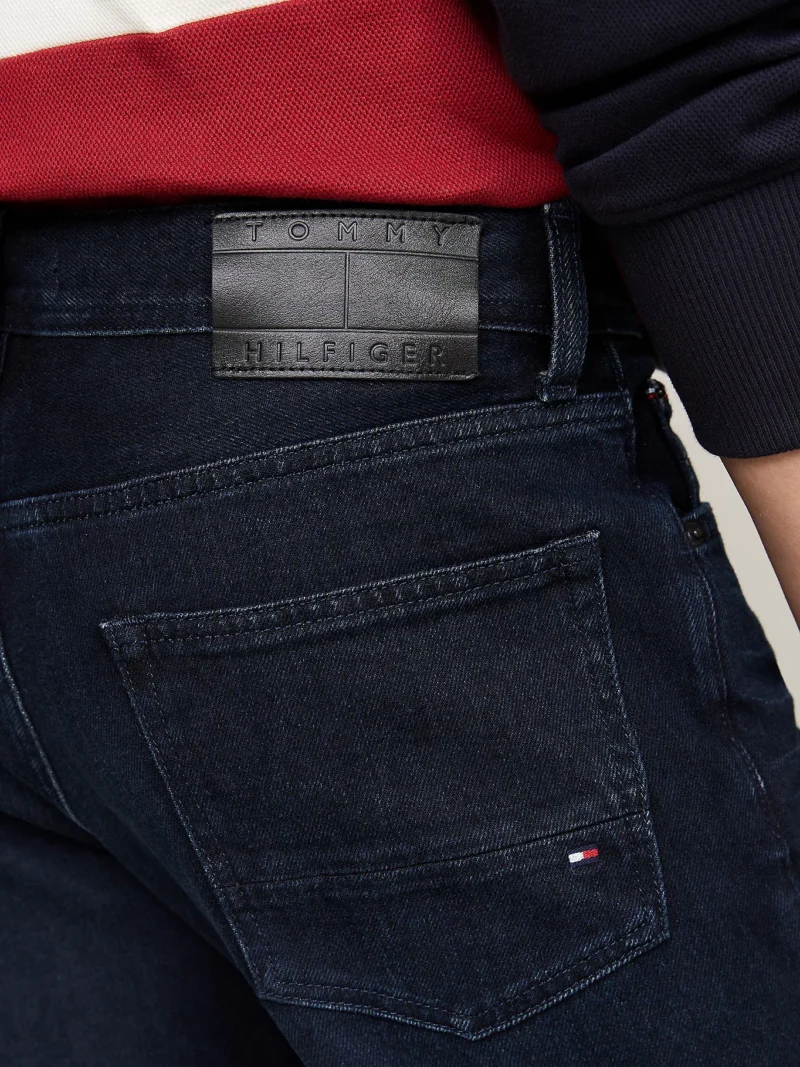 TOMMY HILFIGER - Jeans Mercer regular fit con taglio dritto