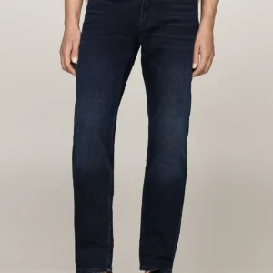 TOMMY HILFIGER - Jeans Mercer regular fit con taglio dritto
