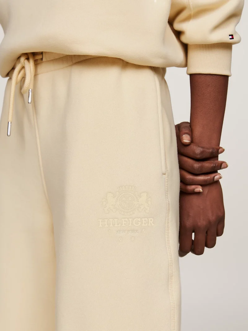 TOMMY HILFIGER - Joggers con bordi elastici e logo ricamato