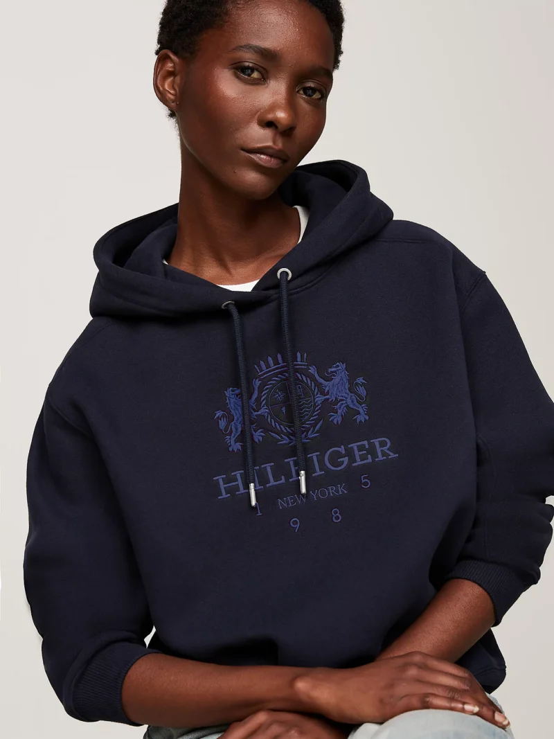TOMMY HILFIGER - Felpa con cappuccio e logo ricamato - Blu