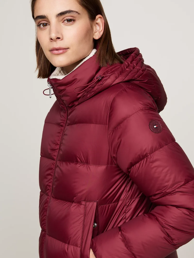 TOMMY HILFIGER - Piumino con finitura idrorelepellente - Bordeaux