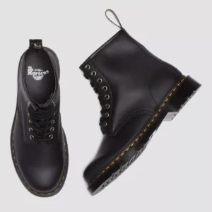 Dr.Martens - Stivali stringati 1460 in pelle rigenerata